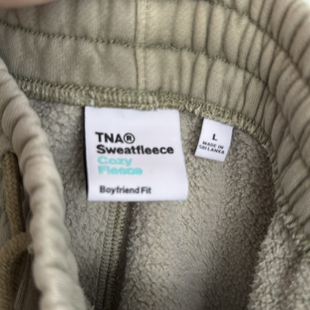 Tna COZY FLEECE BOYFRIEND SWEATPANT - Picture 3 of 3
